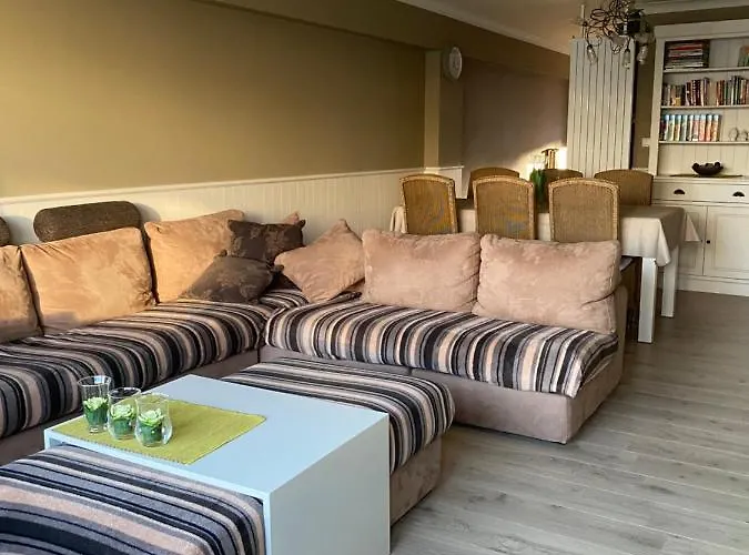 Zeezicht 8 Hoog * Остенде