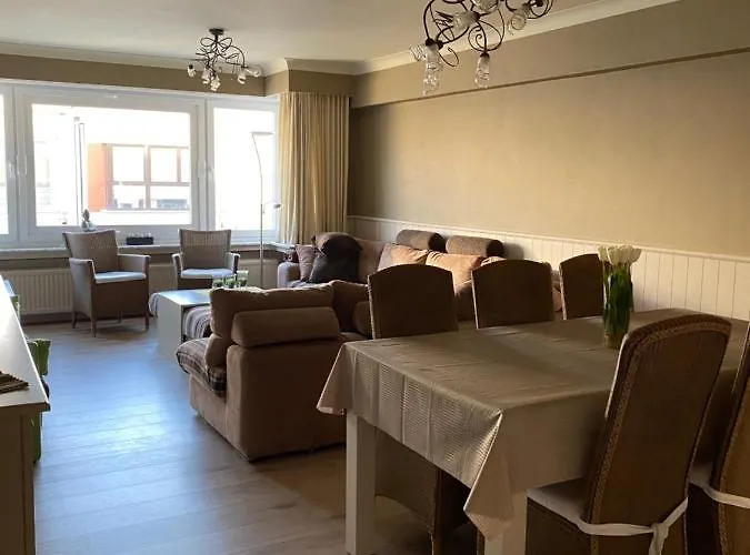 Zeezicht 8 Hoog Апартаменти